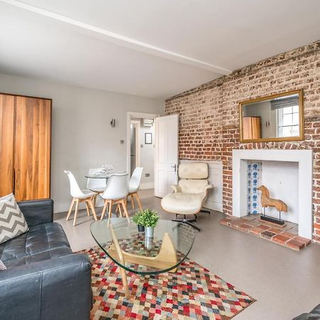 Trendy Apartment In Central Soho - Piccadilly Londyn Zewnętrze zdjęcie